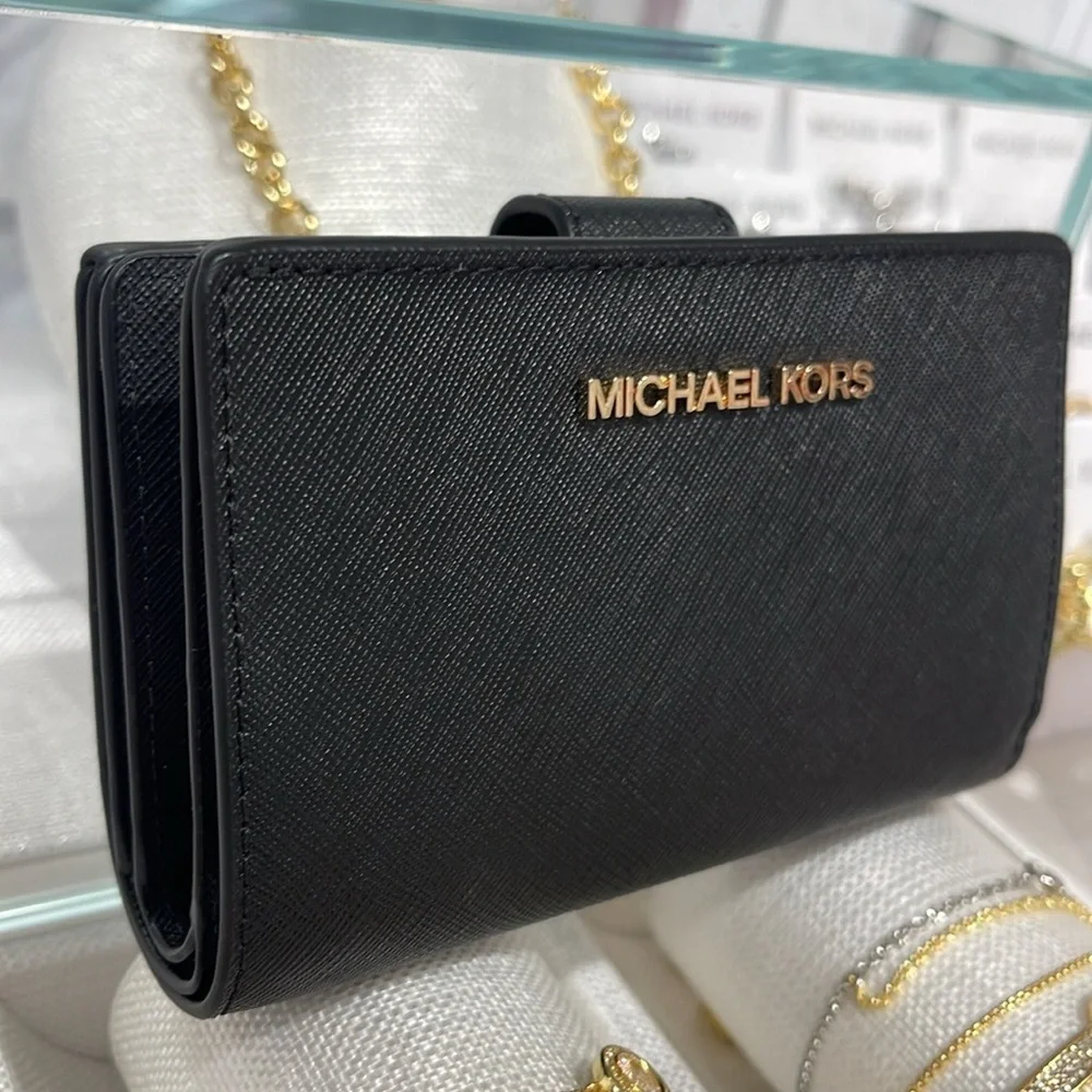 Michael Medium Crossgrain Leather Bifold Wallet Black NWT